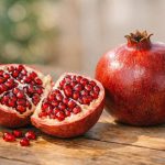 découvrez comment reconnaître une grenade mûre grâce à nos conseils simples et efficaces pour choisir le fruit parfait à chaque fois.